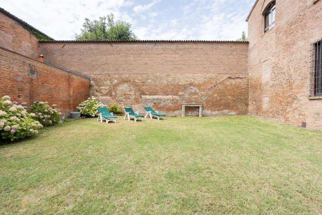 Palazzo Sabbioni Appartamento Lusso Due Camere Soggiorno Cucina Ferrara Kültér fotó